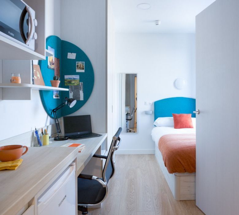 Residencia Universitaria Yugo Garbi