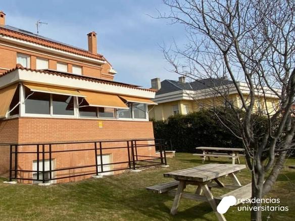 Residencia Universitaria El Bosque