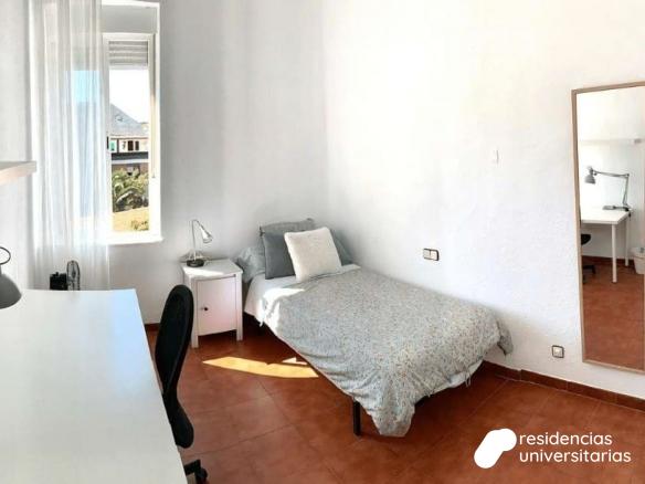 Residencia Universitaria La Granja