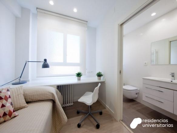 Residencia Universitaria Riquelme