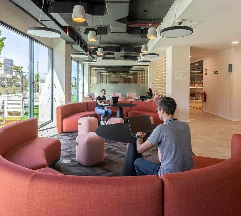 Residencia Universitaria AMRO Sevilla
