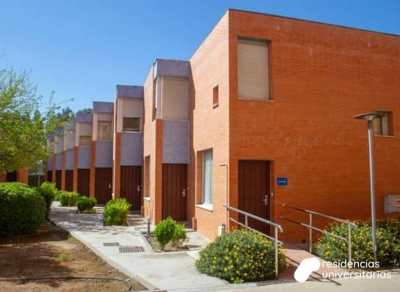 Residencia Universitaria Lucano