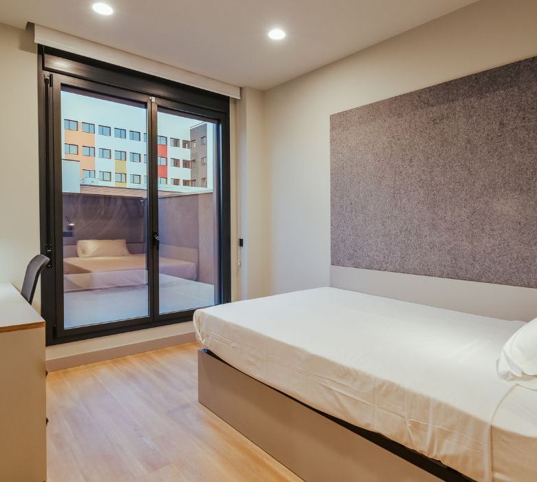 Liv Student Barcelona 22@