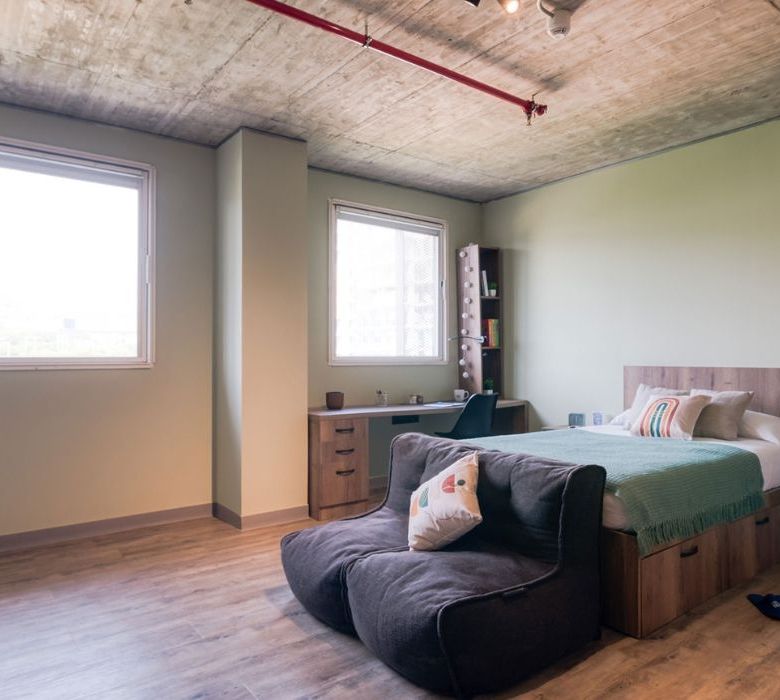 Estudio individual premium Residencia Universitaria Barcelona Diagonal Alto
