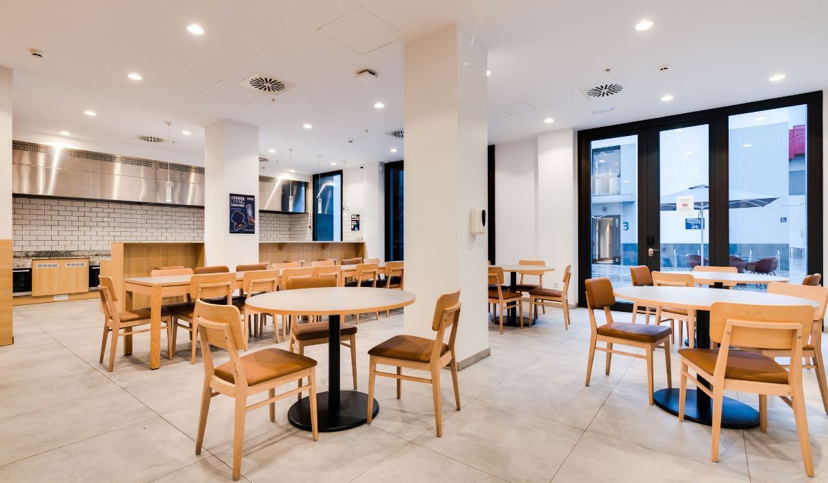 Residencia de Estudiantes Livensa Living Barcelona Marina