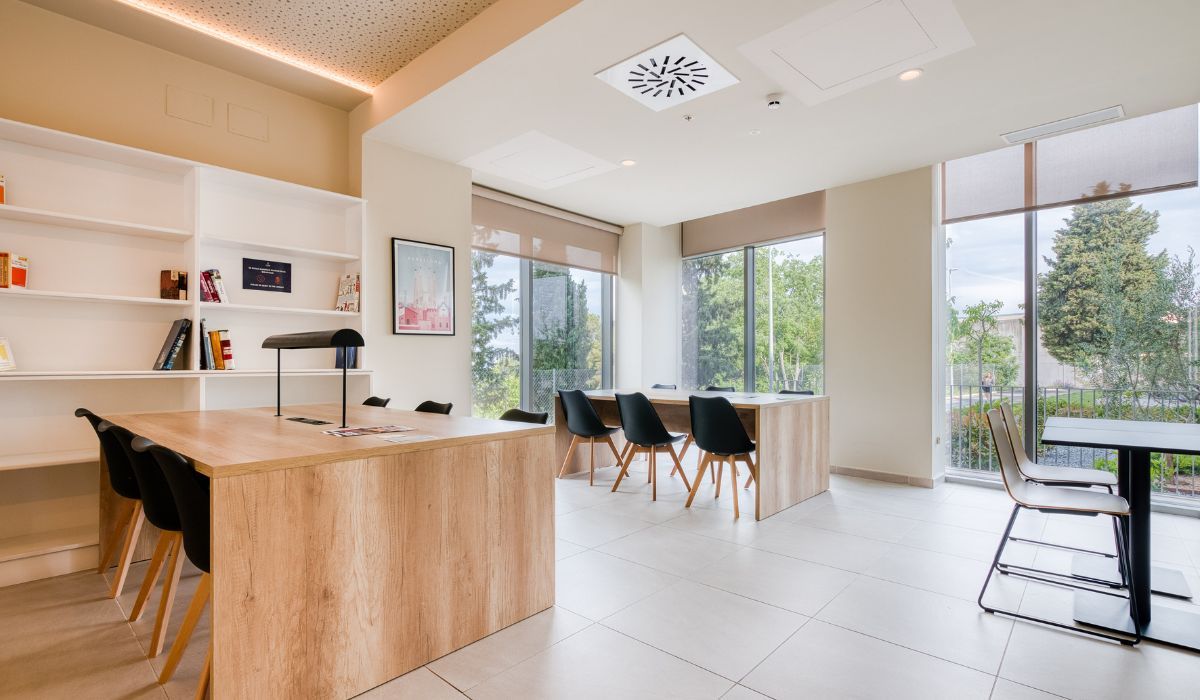 Residencia de Estudiantes Livensa Living Granada Cartuja