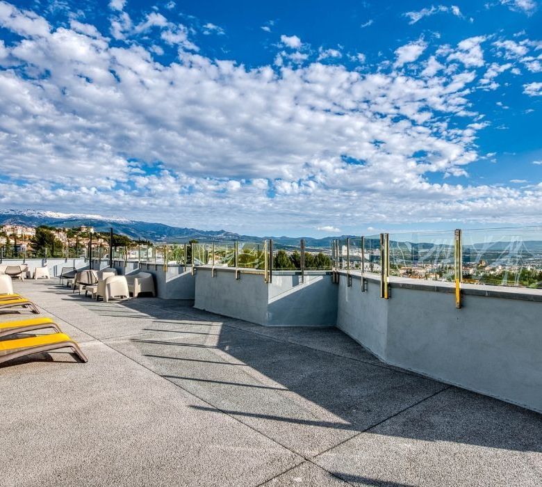 Residencia de Estudiantes Livensa Living Granada Cartuja