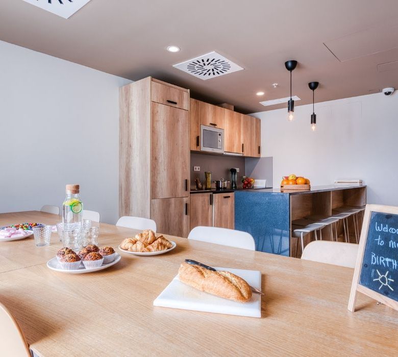 Residencia de Estudiantes Livensa Living Granada Cartuja