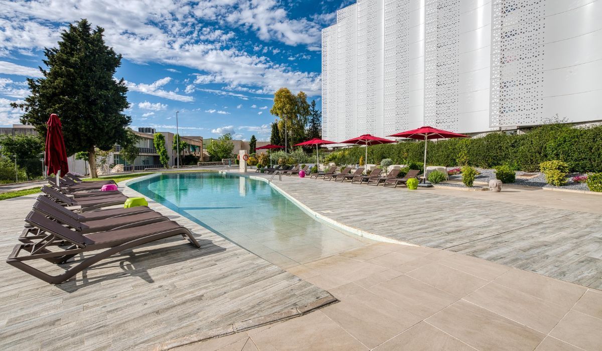 Residencia de Estudiantes Livensa Living Granada Cartuja
