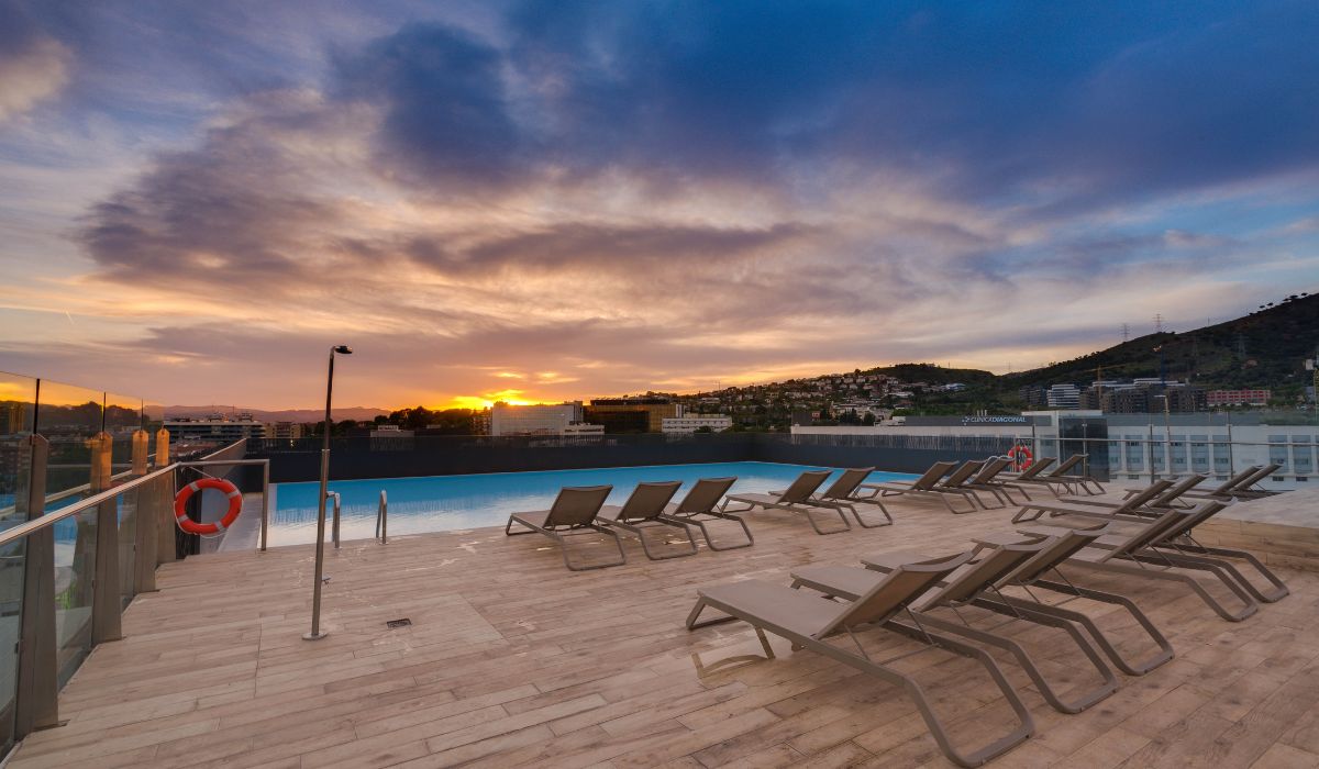 Residencia Universitaria Livensa Living Barcelona Diagonal Alto