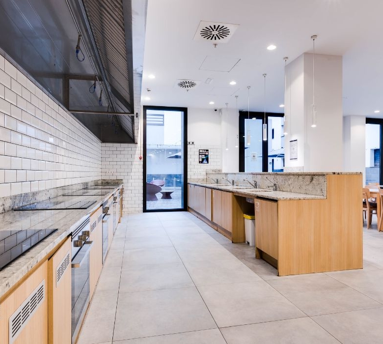 Residencia de Estudiantes Livensa Living Barcelona Marina