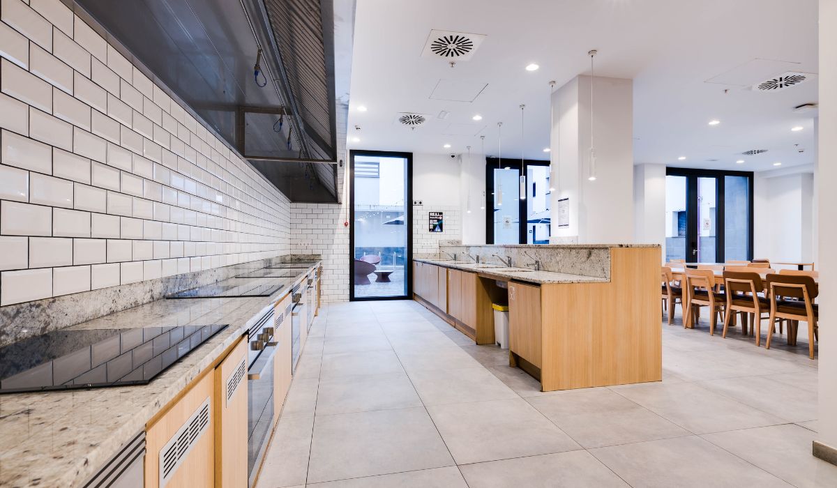 Residencia de Estudiantes Livensa Living Barcelona Marina