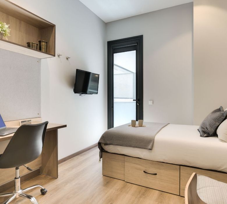Livensa Living Málaga Feria Student Accommodation