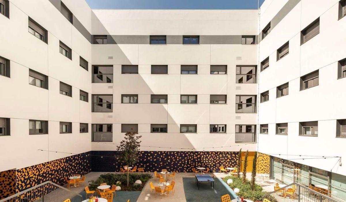 Residencia universitaria Yugo Bermejales Sevilla