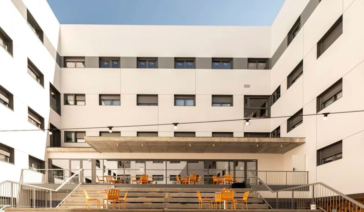 Residencia universitaria Yugo Bermejales Sevilla