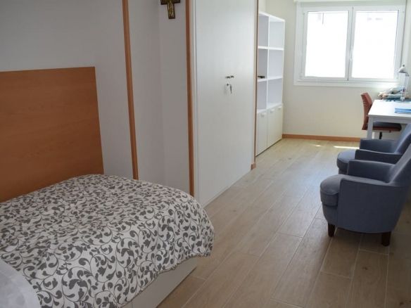 Colegio Mayor Arosa