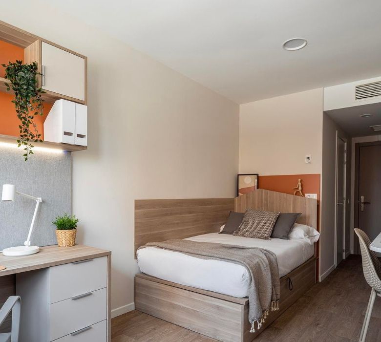 Residencia Universitaria AMRO Pamplona