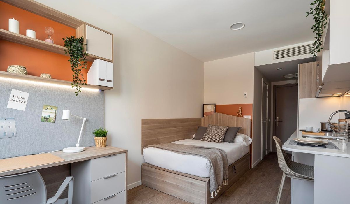 Residencia Universitaria AMRO Pamplona