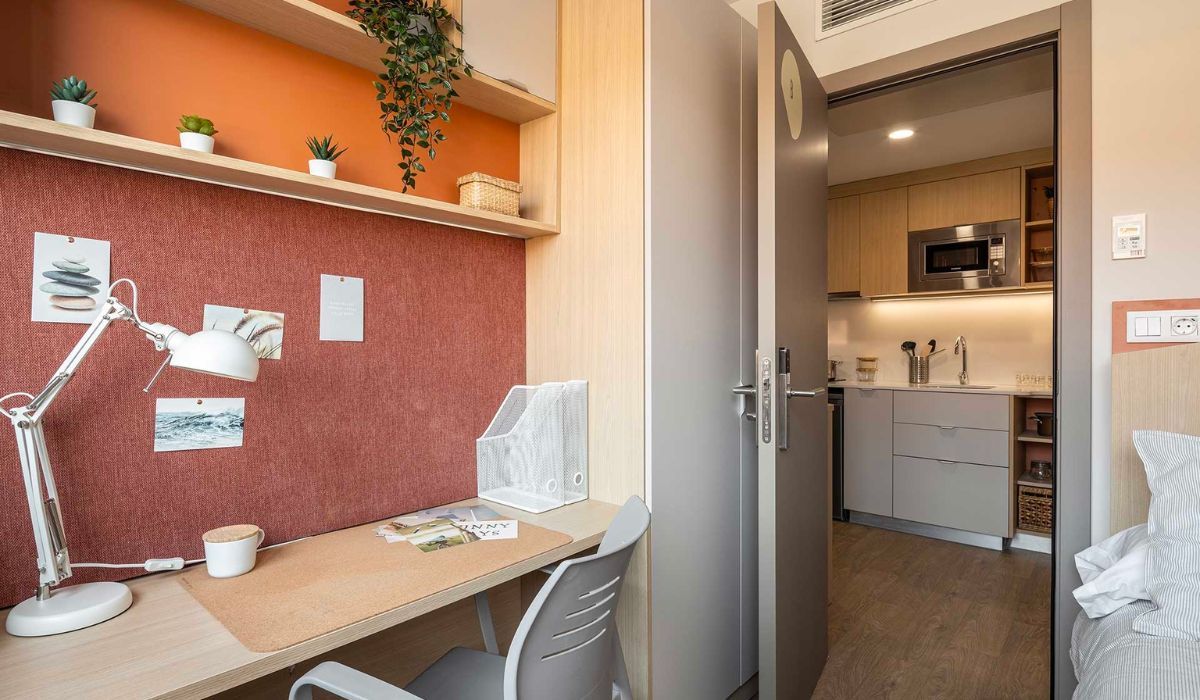 Residencia Universitaria AMRO Pamplona