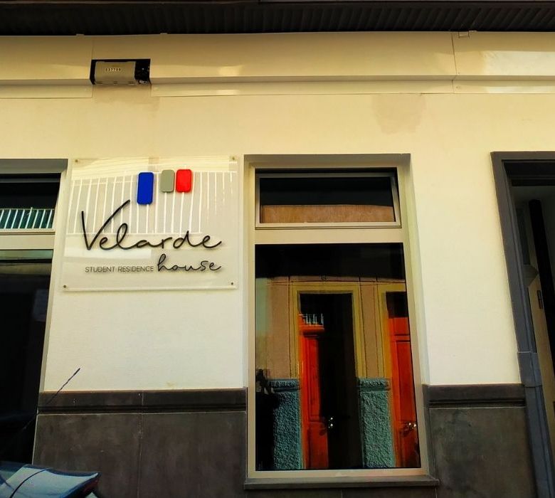 Residencia de estudiantes Velarde House