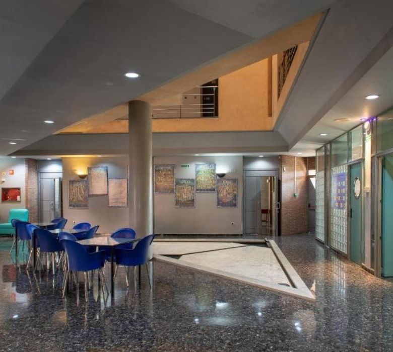 Residencia Larru los Bermejales – Sagrado Corazón