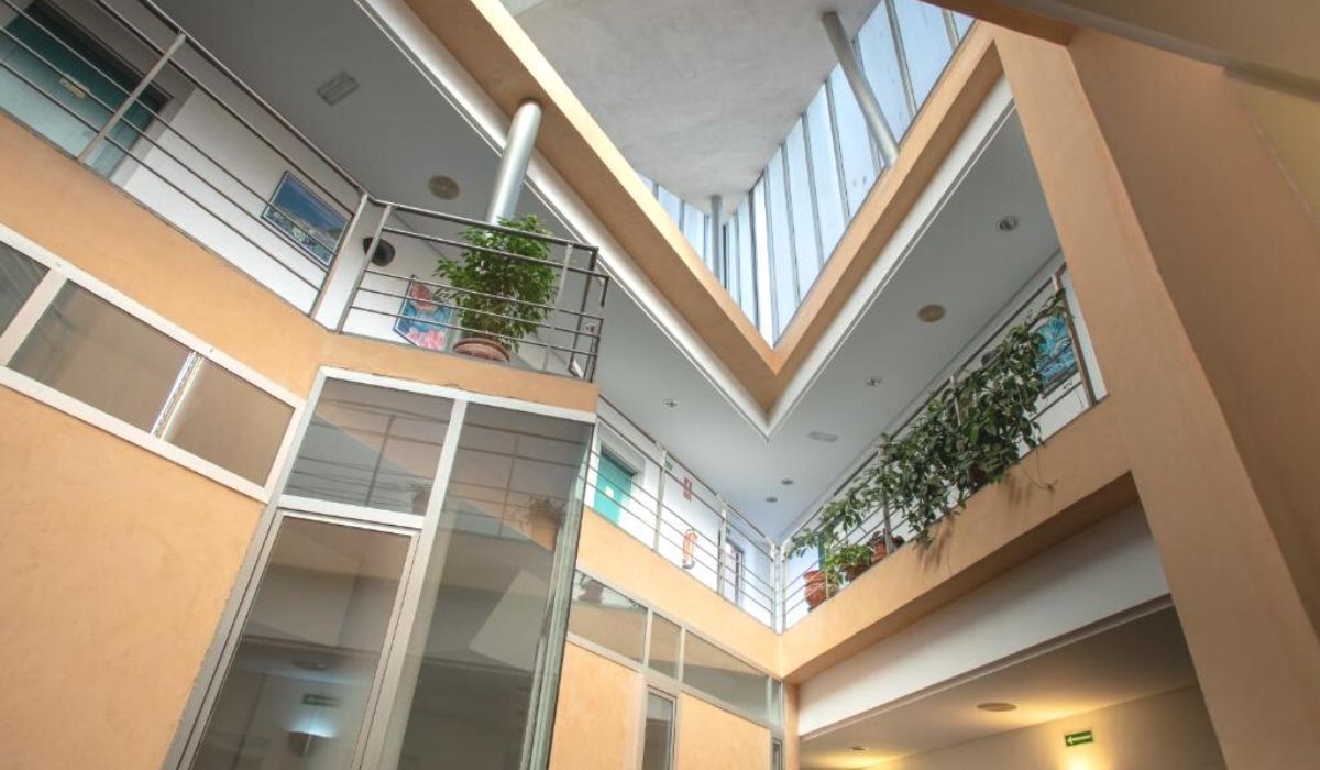 Residencia Larru los Bermejales – Sagrado Corazón