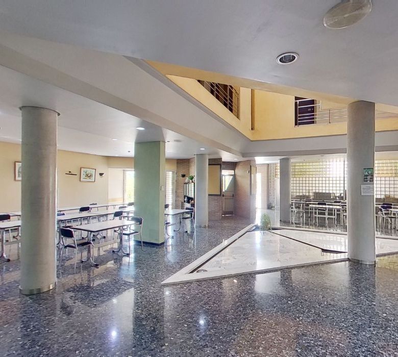 Residencia Larru los Bermejales – Sagrado Corazón