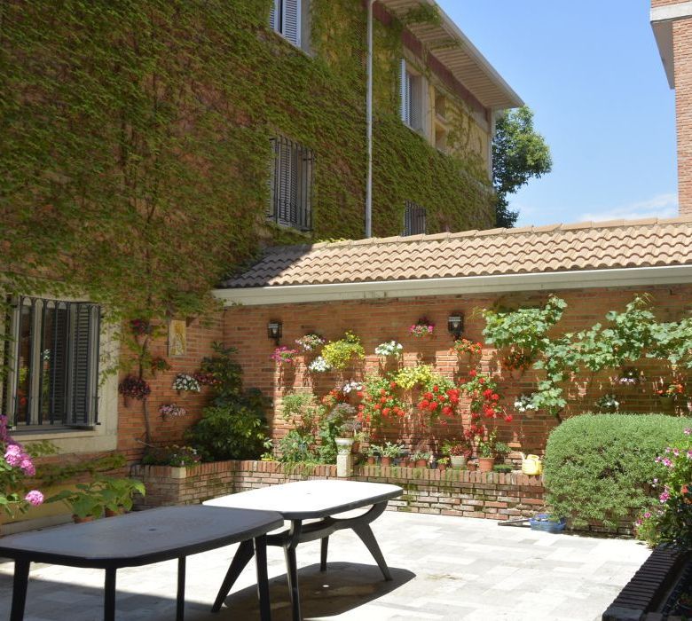 Colegio Mayor Masculino Santillana