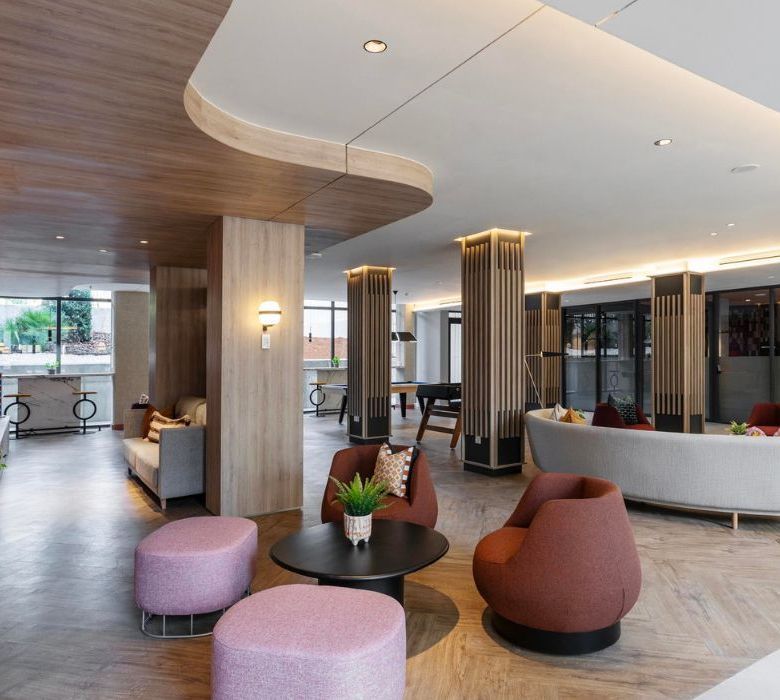 Residencia Universitaria Novel Palm Studios