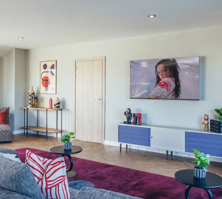Residencia Universitaria Novel Palm Studios
