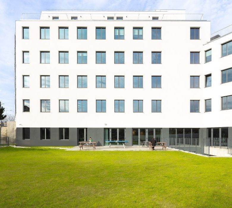 Residencia Universitaria AMRO Oporto