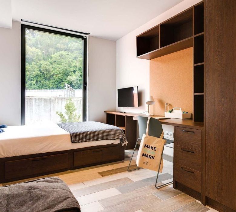 Livensa Living Coimbra River Student Residence