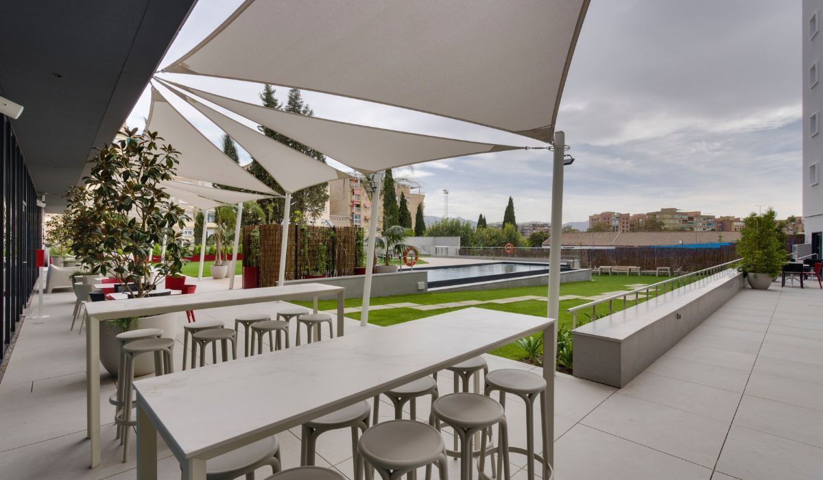 Residencia de Estudiantes Livensa Living Granada Fuentenueva
