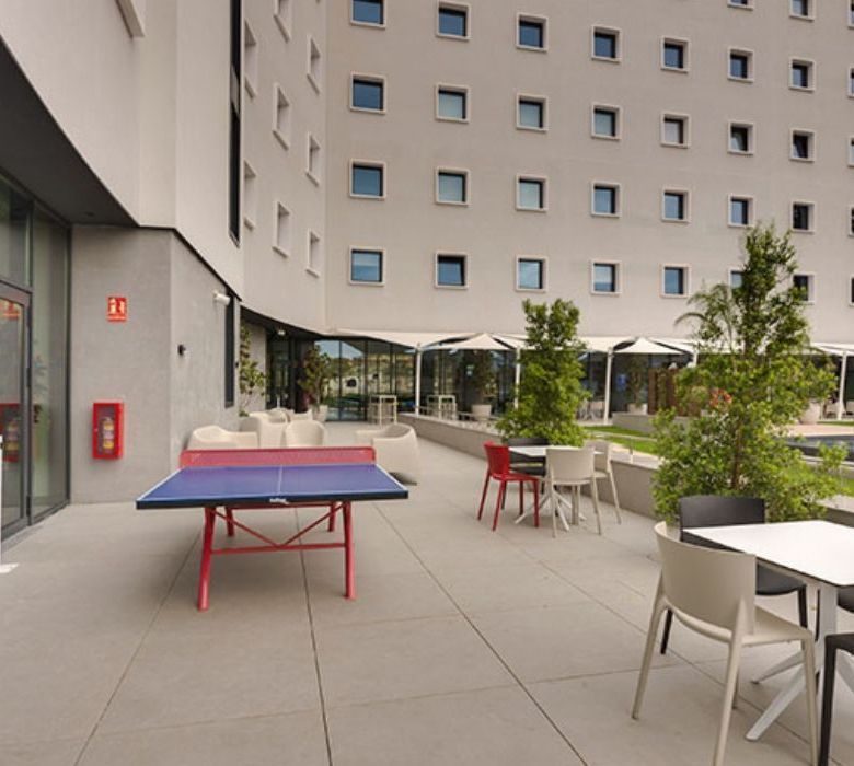 Residencia de Estudiantes Livensa Living Granada Fuentenueva