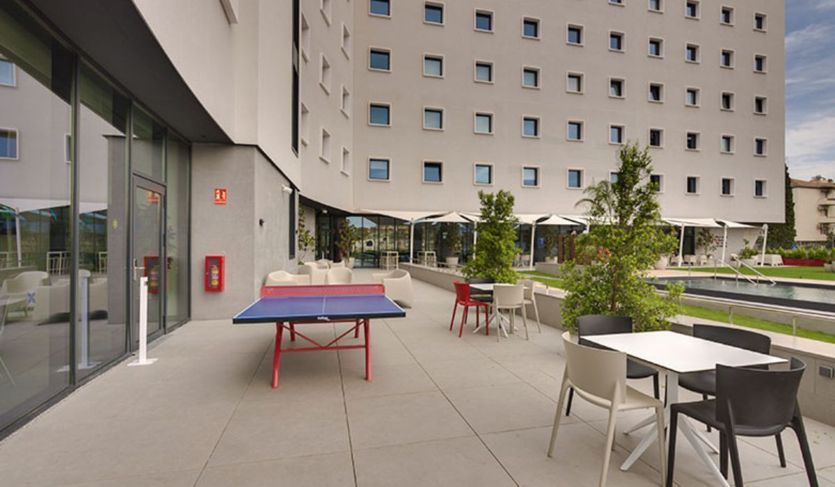 Residencia de Estudiantes Livensa Living Granada Fuentenueva