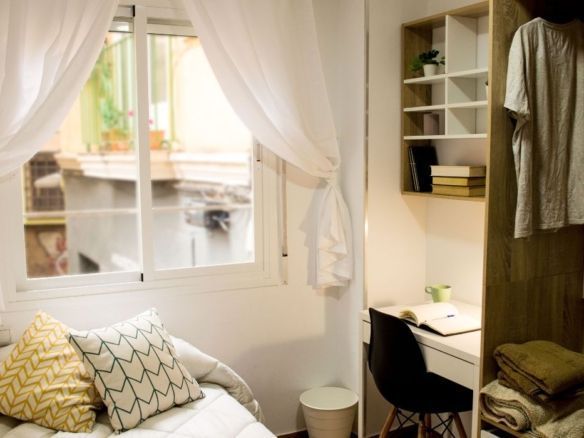 Residencia Universitaria Plaza Mayor Home