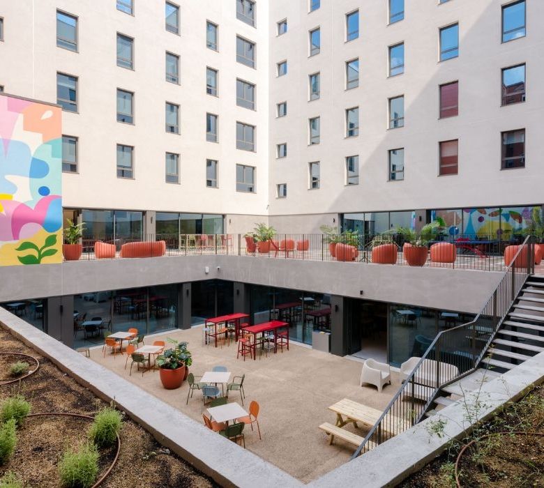 Livensa Living Barcelona Sants Badal