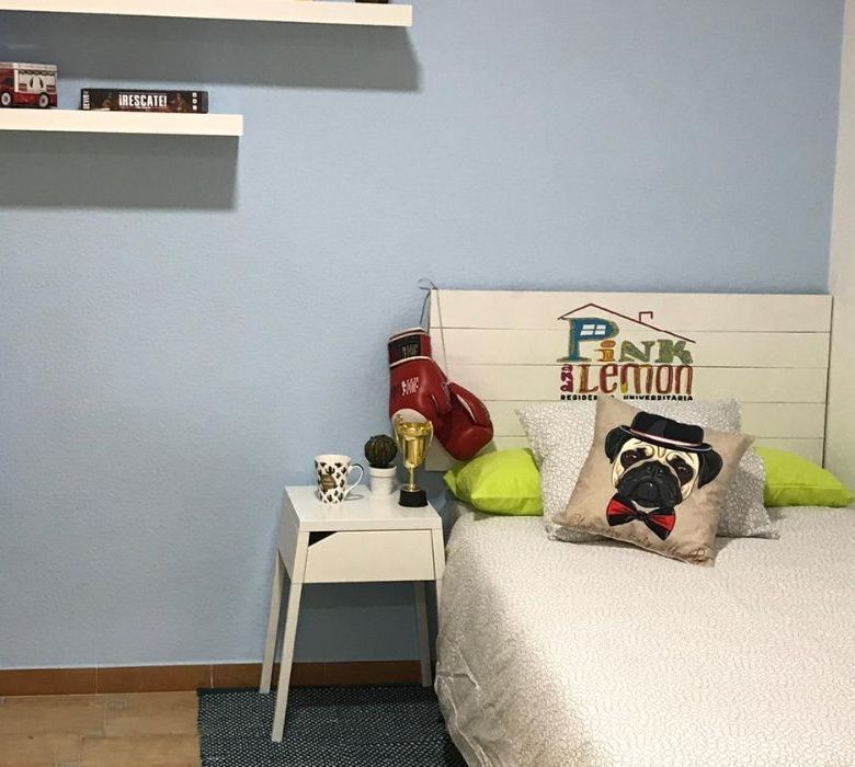 Residencia de Estudiantes Pink and Lemon