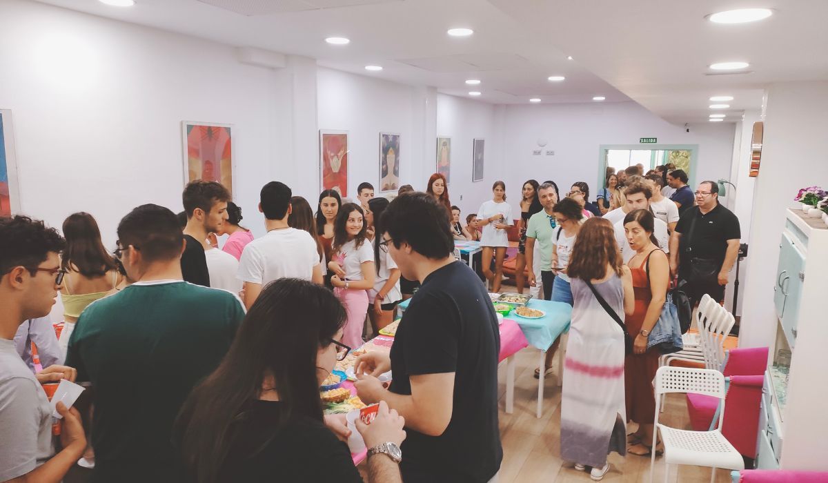 Residencia de Estudiantes Pink and Lemon