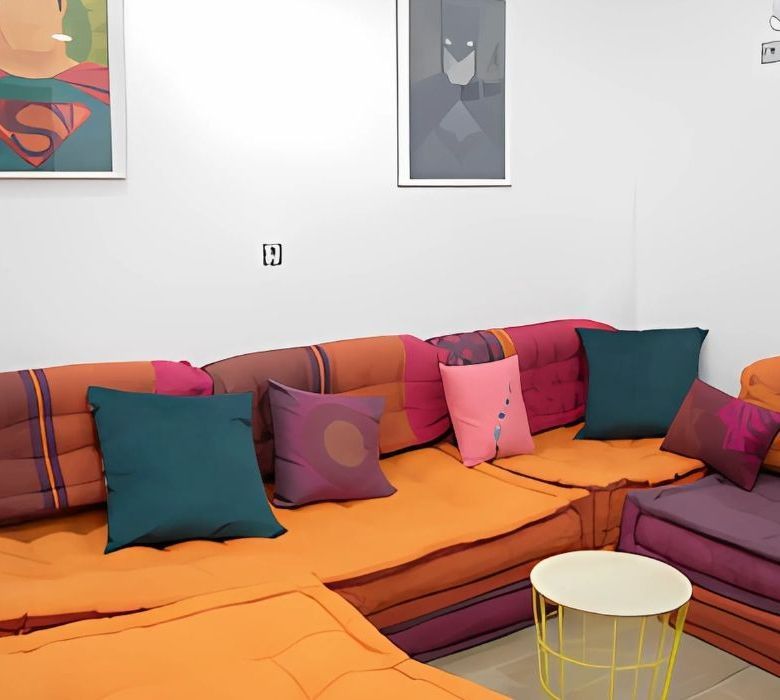 Residencia de Estudiantes Pink and Lemon