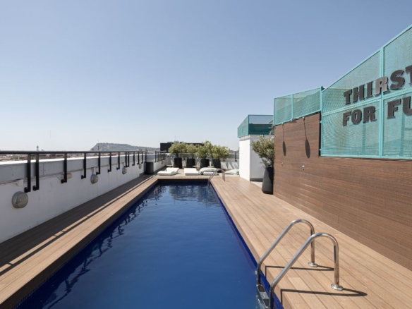 Residencia Universitaria Beyoo Marina