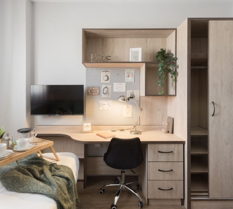 Estudio Residencia de Estudiantes StepHouse Girona