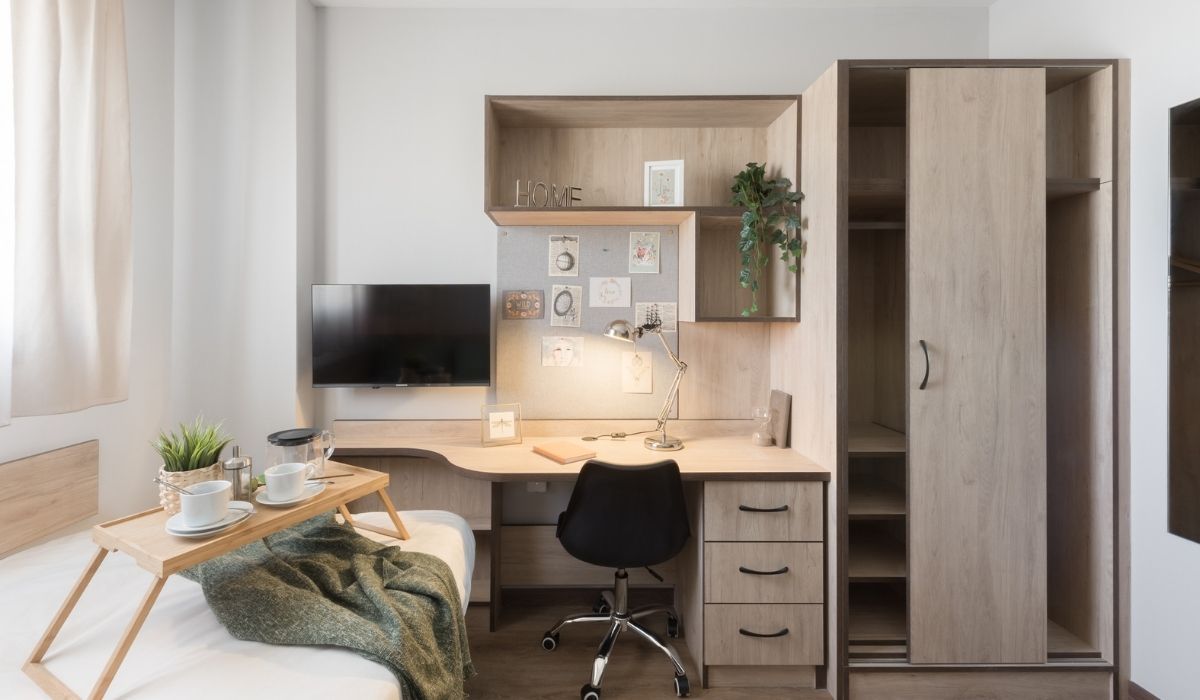 Estudio Residencia de Estudiantes StepHouse Girona