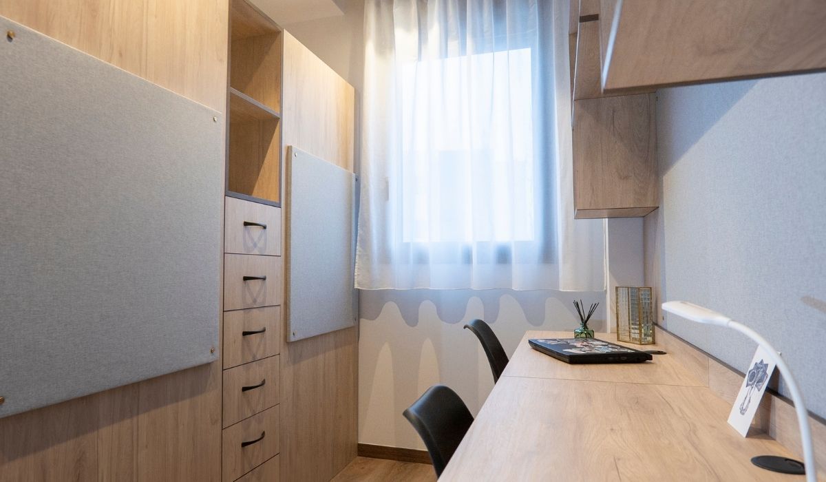 Estudio Residencia de Estudiantes StepHouse Girona