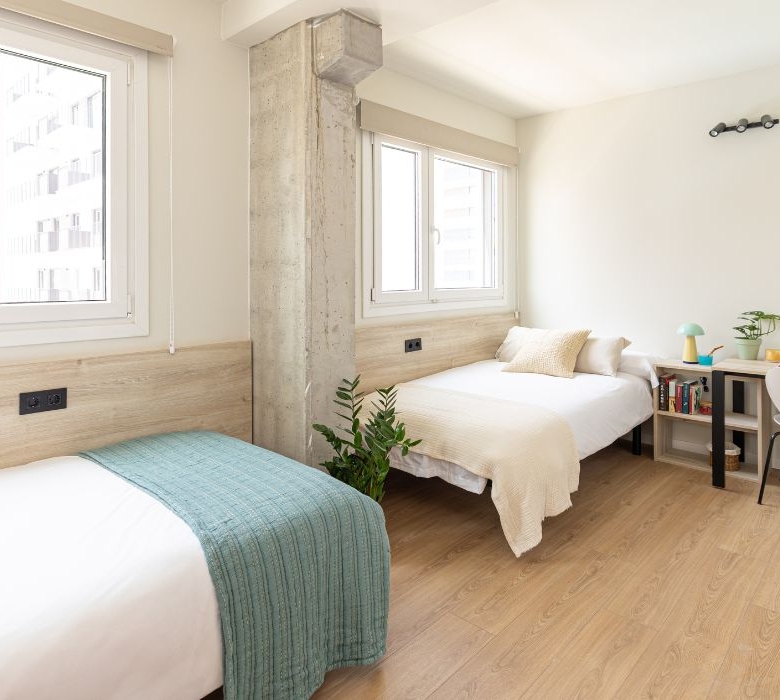 Yugo Terrassa Can Telar Student Residence