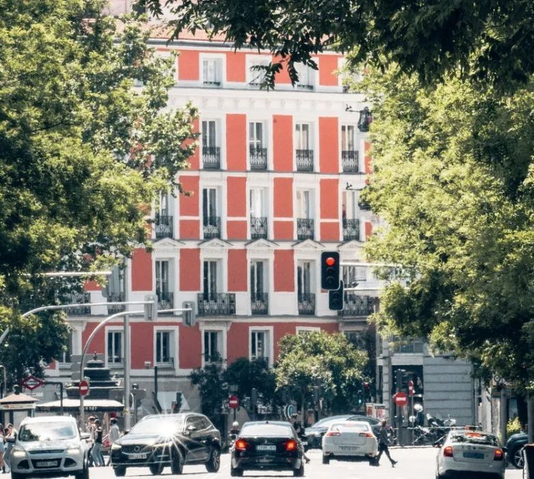 Residencia de estudiantes Vanguard Donoso Cortés 75