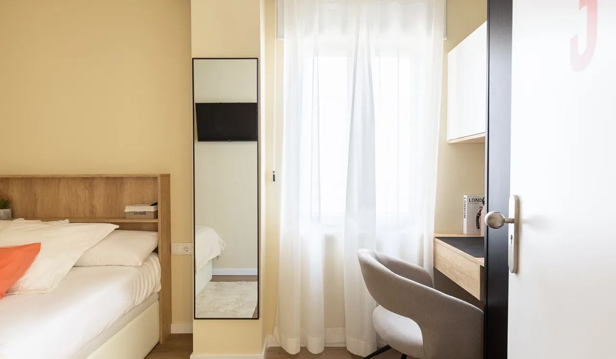 Residencia de estudiantes Vanguard Donoso Cortés 75
