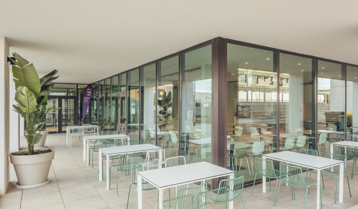 Yugo Terrassa Can Telar Student Residence