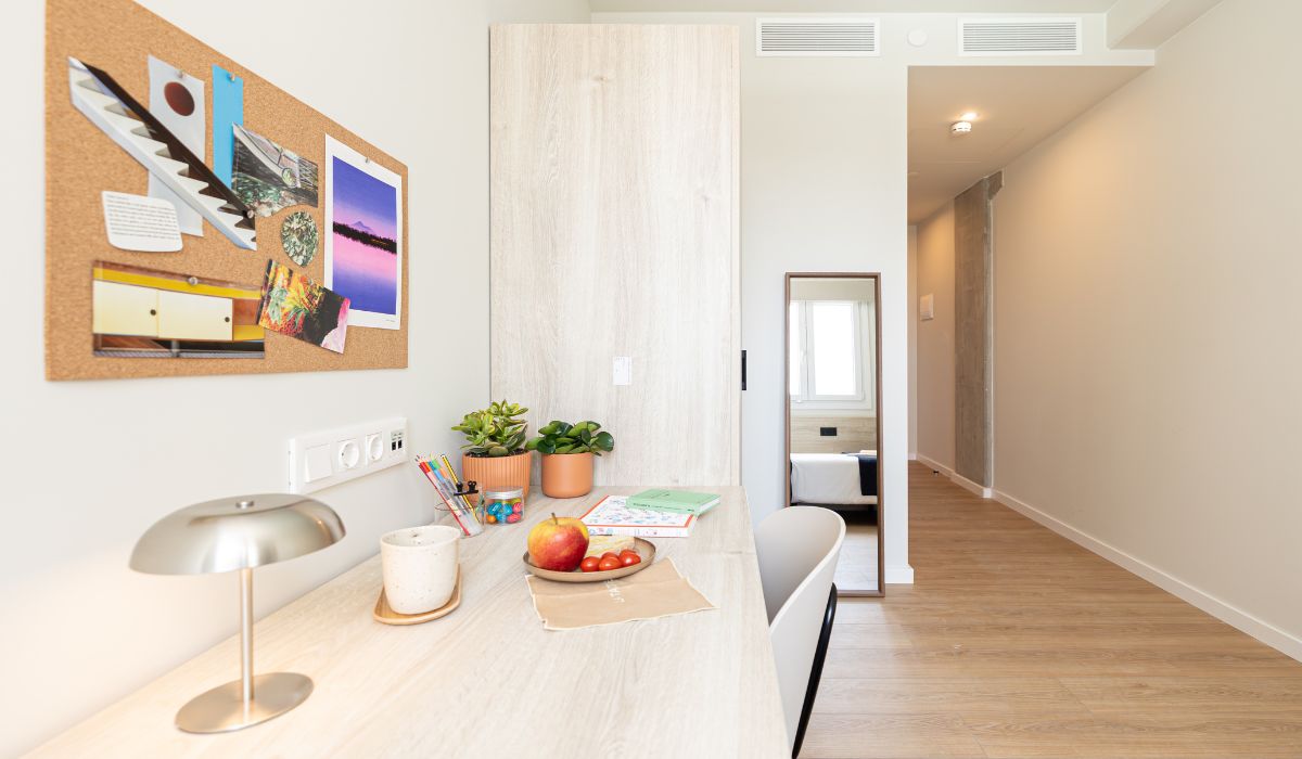 Yugo Terrassa Can Telar Student Residence