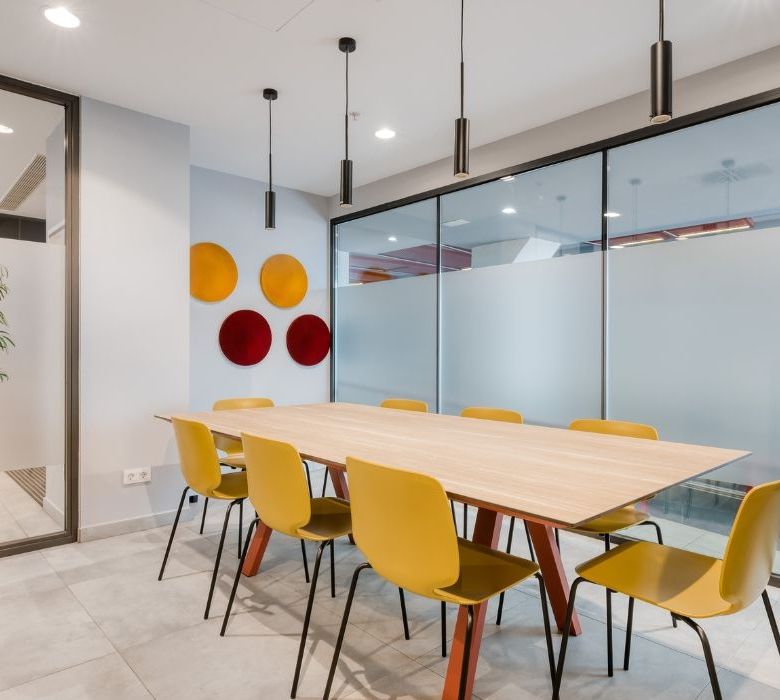 Sala de estudio Livensa Living Barcelona Marina